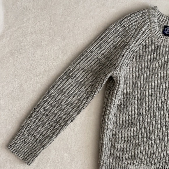 Gap | 2022 Donegal Chunky Rib Knit Wool Blend Crewneck Sweater Light Gray (S) - Picture 6 of 16